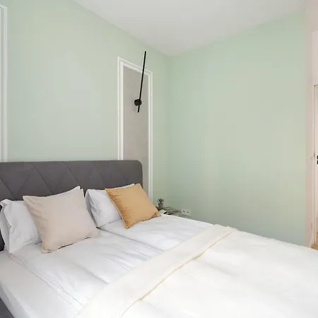 Spacious Two Bedroom With Underground Parking By Renters Διαμέρισμα Πόζναν