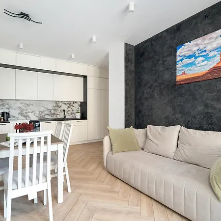 Apartamento Spacious Two Bedroom With Underground Parking By Renters